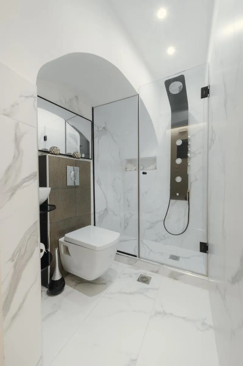 Image 4 of Odysseus Luxury House
