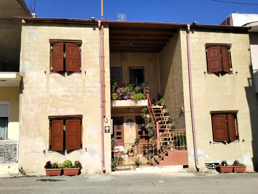 Image of Old House