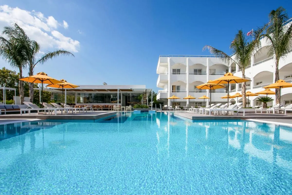 Image 2 of Orion Hotel
