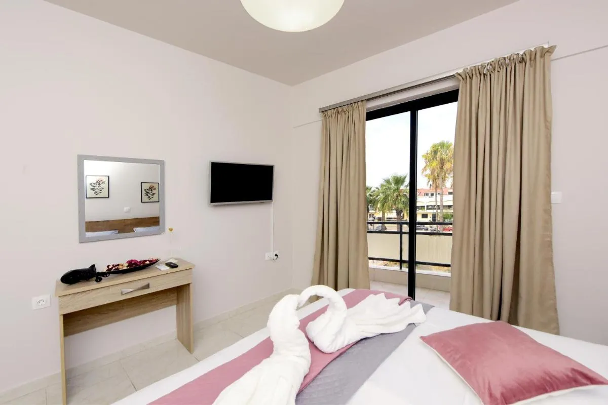 Image 5 of Palm Square Appart