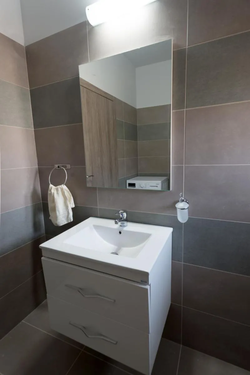 Image 4 of Paulsia Apartments