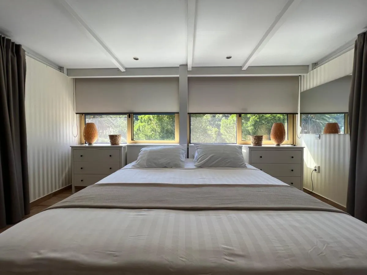 Image 5 of Reginas Apartments