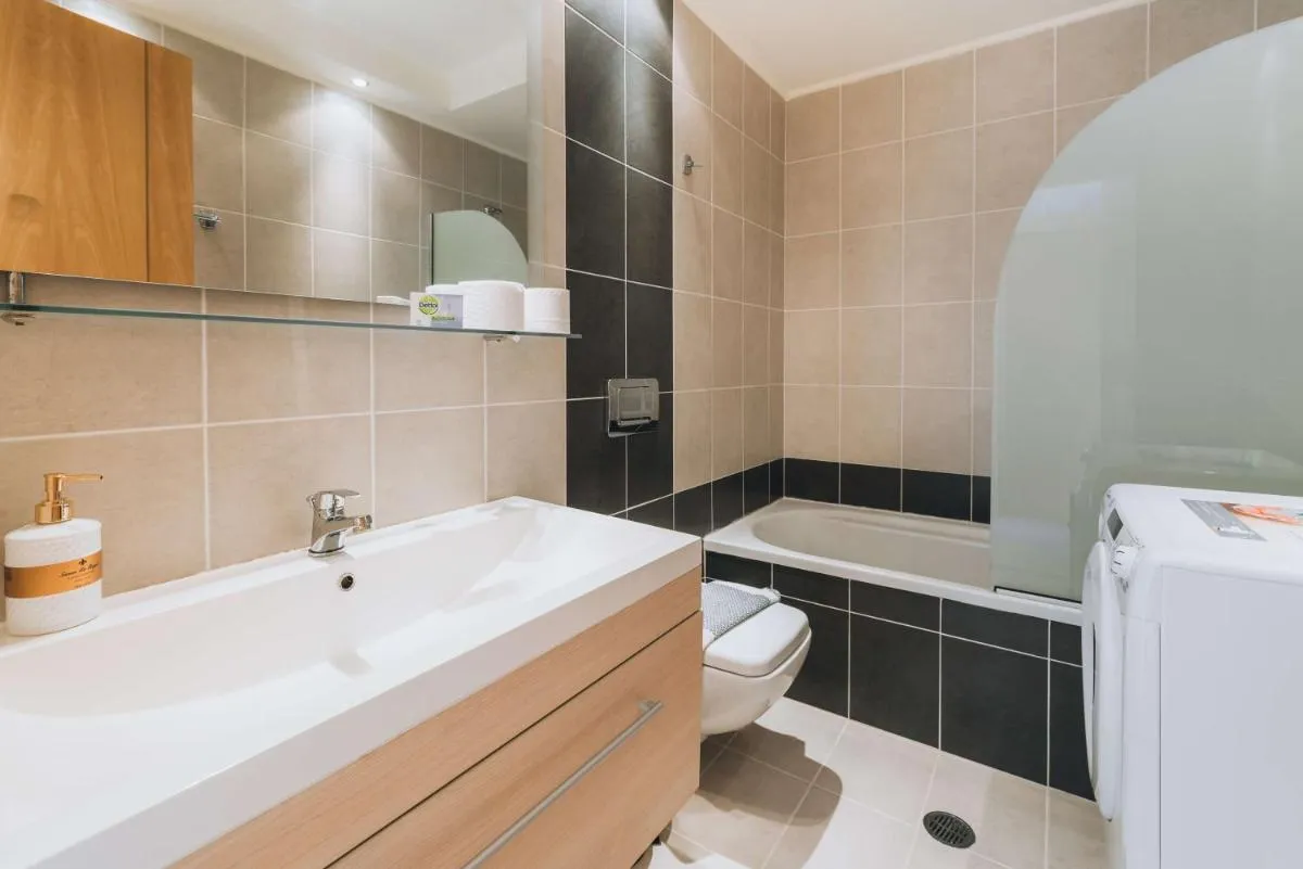Image 2 of Rhodes Port Haven Suite