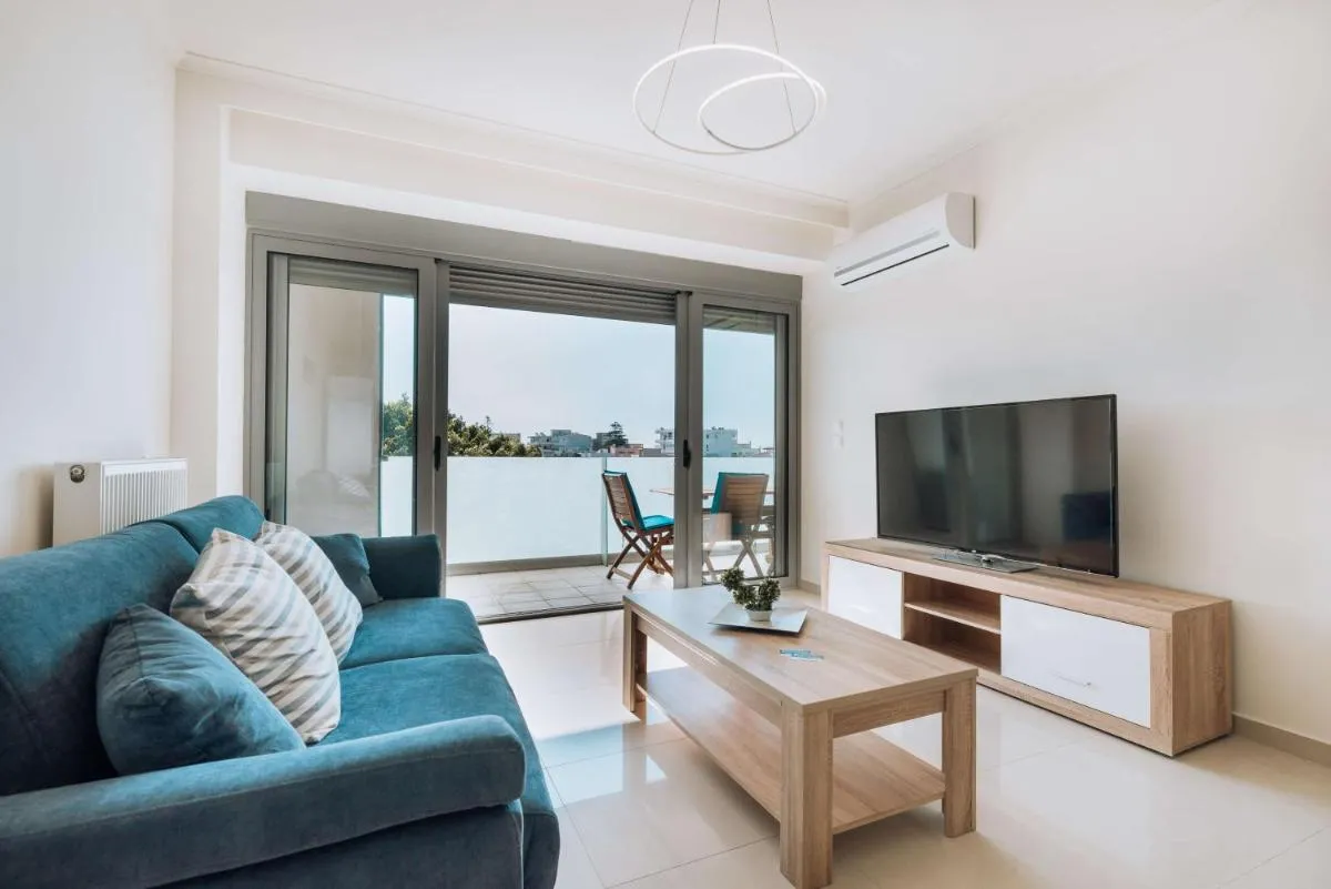 Image 4 of Rhodes Port Haven Suite