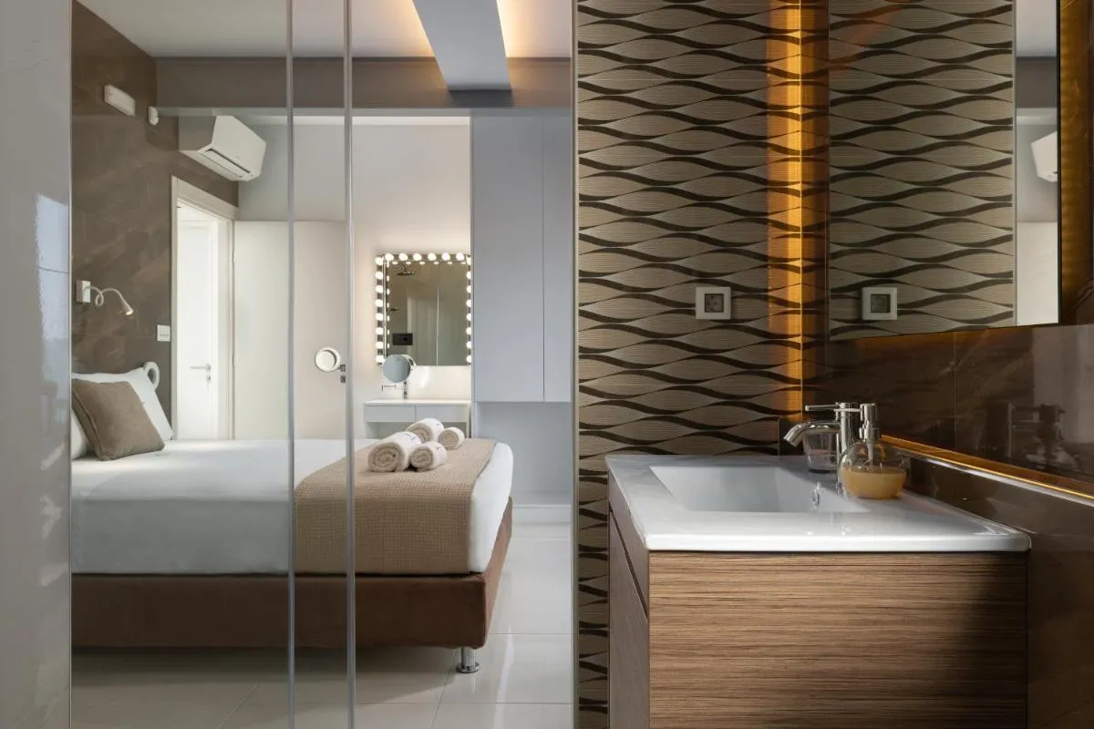 Image 4 of Rhodes SkyLine Suites