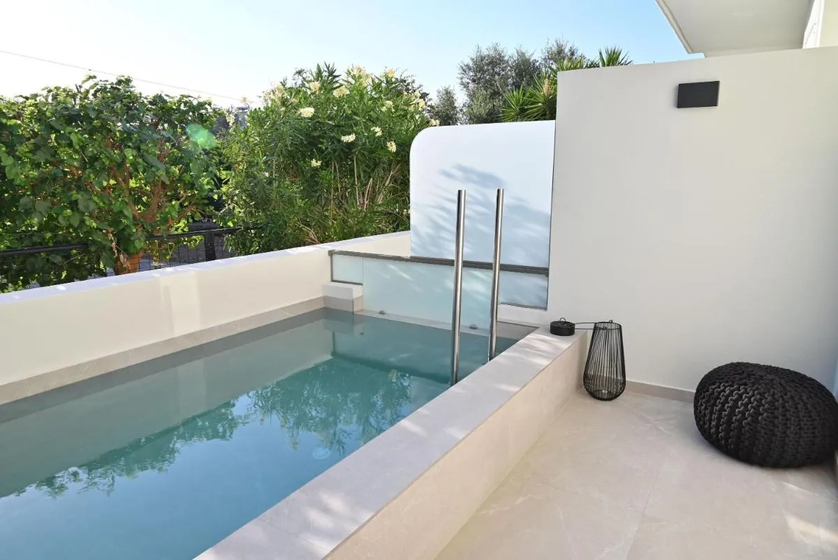 Image 2 of Rhotheon Suites in Ialysos Rhodes