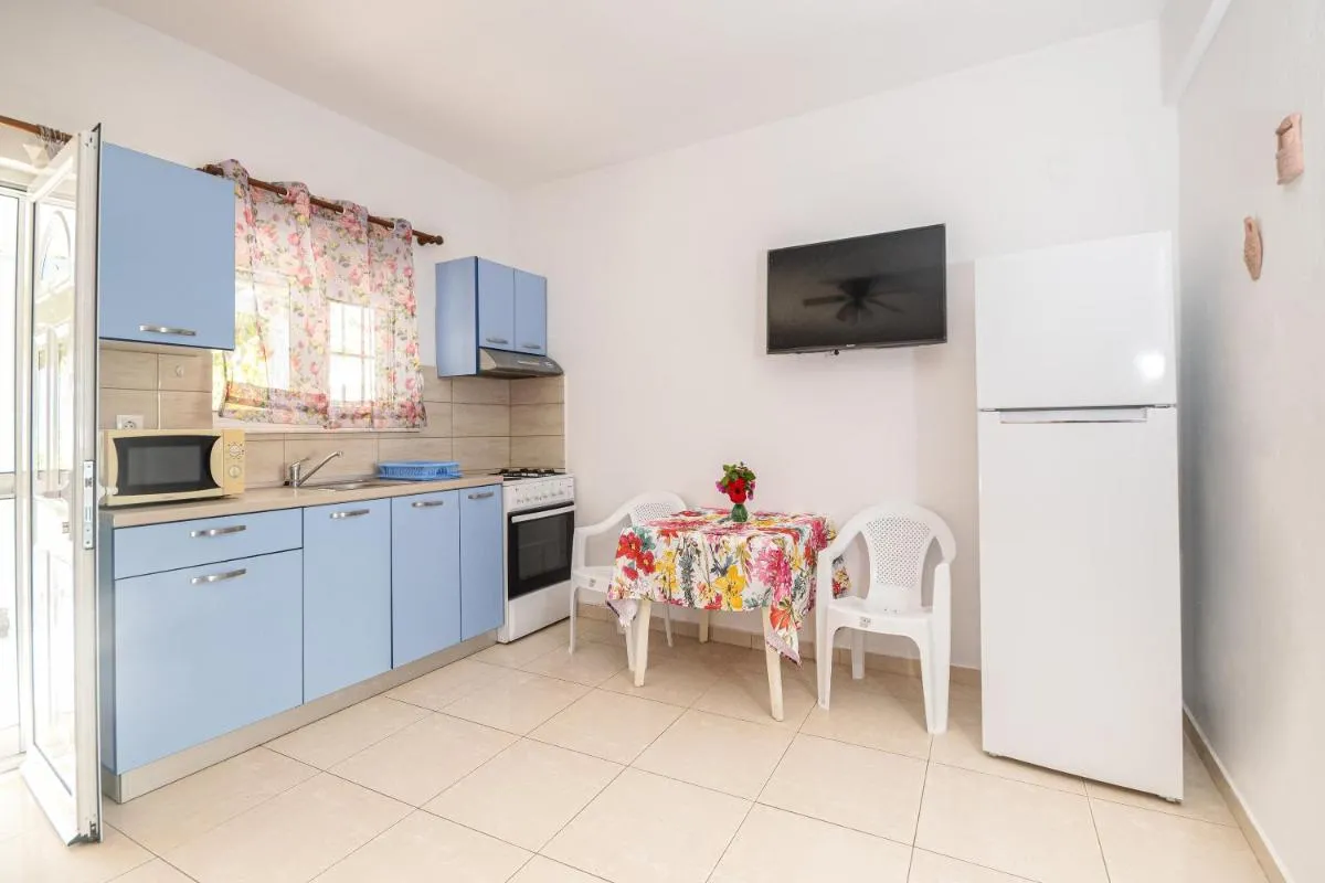 Image 2 of Salora Studio-Apartments