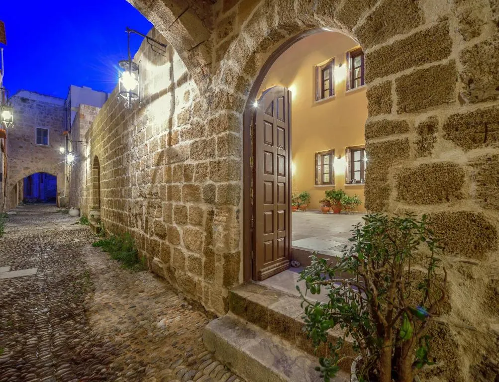 Image of Spanish Knights Inn