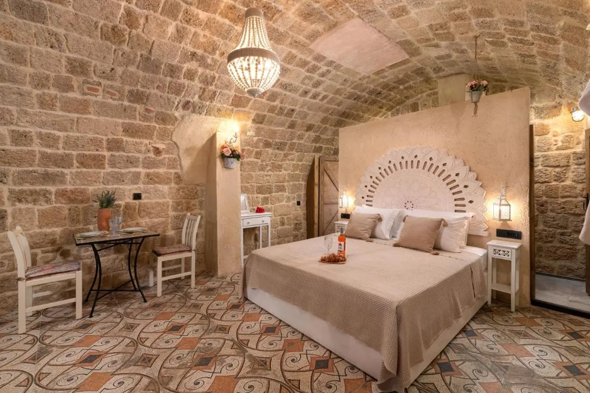 Image of Stone Cave Suite