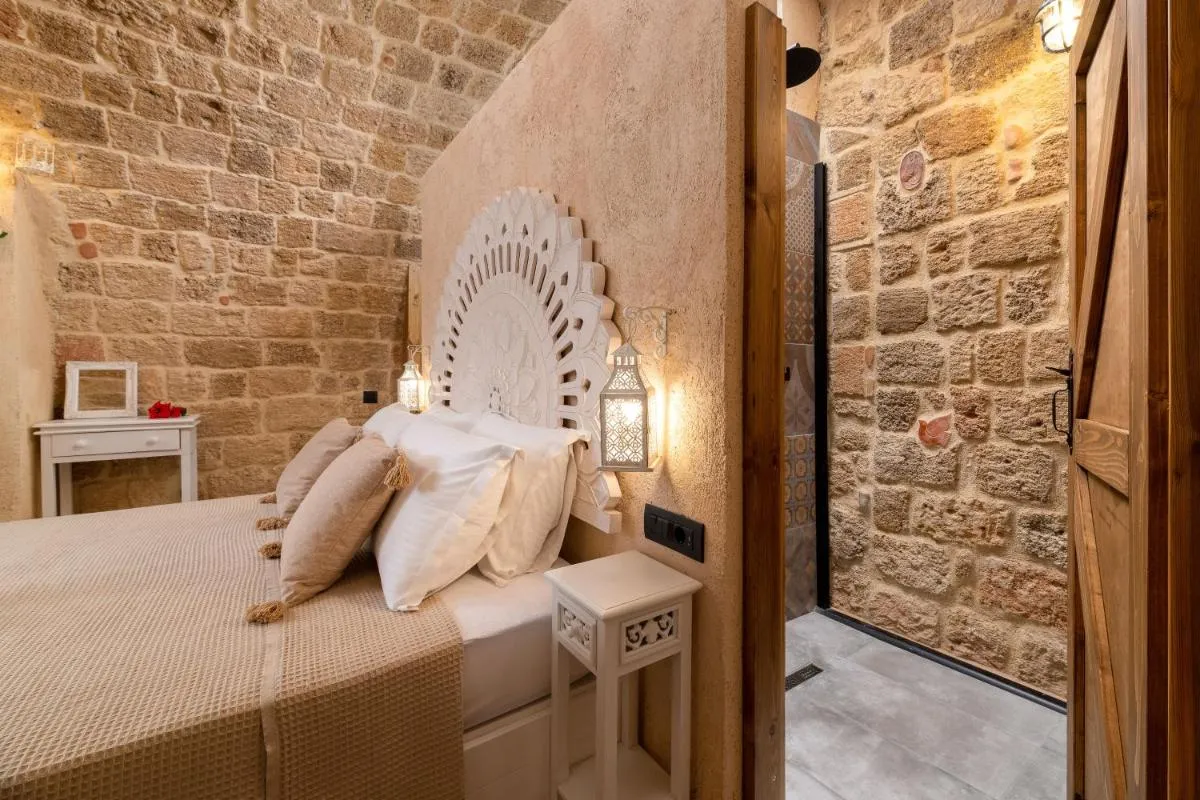 Image 6 of Stone Cave Suite