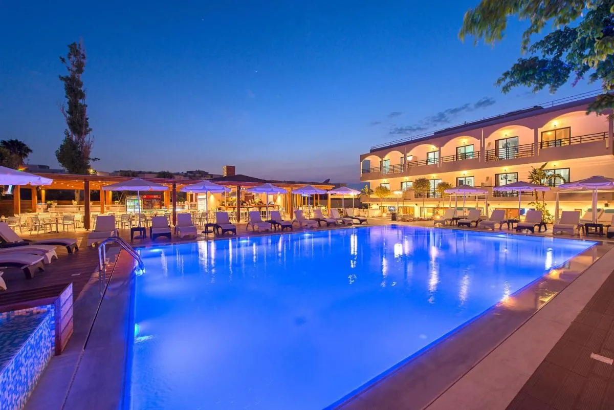 Image 3 of Sunny Days Hotel