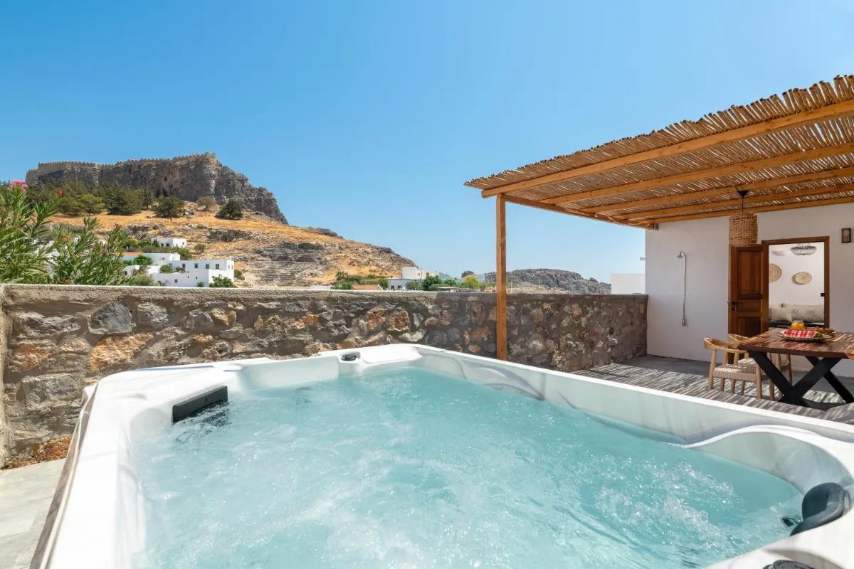 Image 5 of Tapanis luxury house