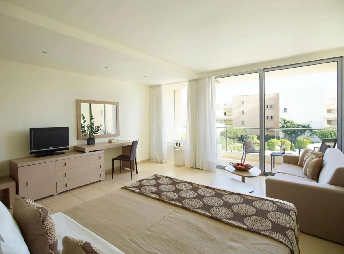 Image 4 of The Ixian Grand & All Suites – Adults Only Hotel