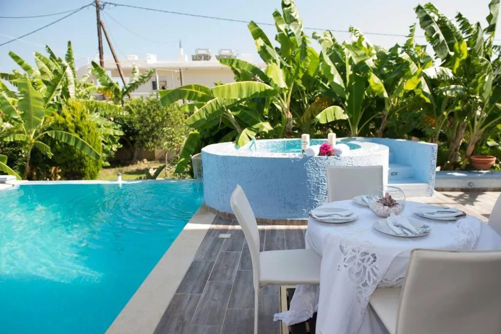 Image 2 of Valantas Garden Suite