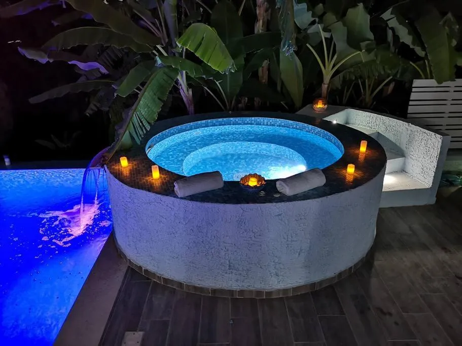 Image 6 of Valantas Garden Suite