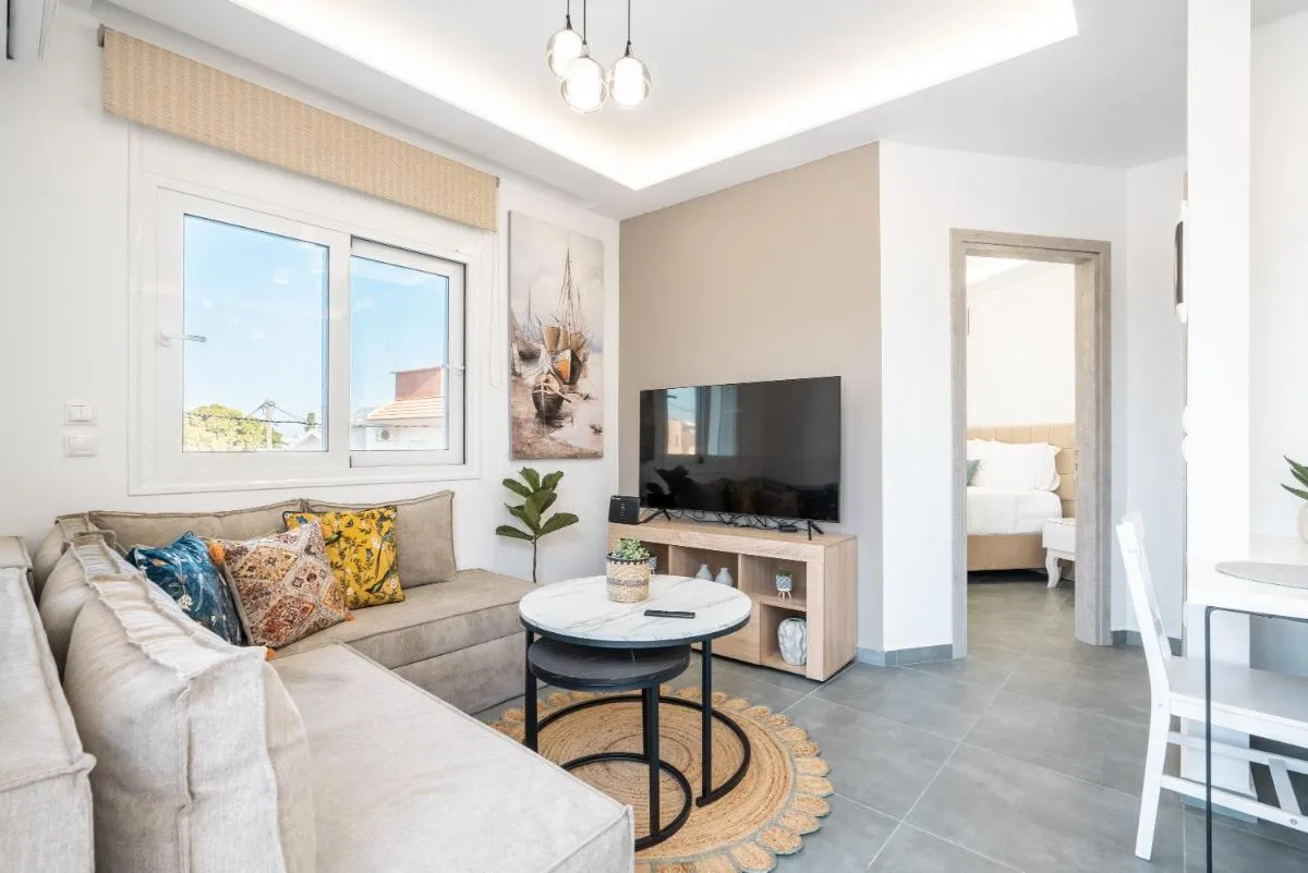 Image 4 of Velvet Apartments