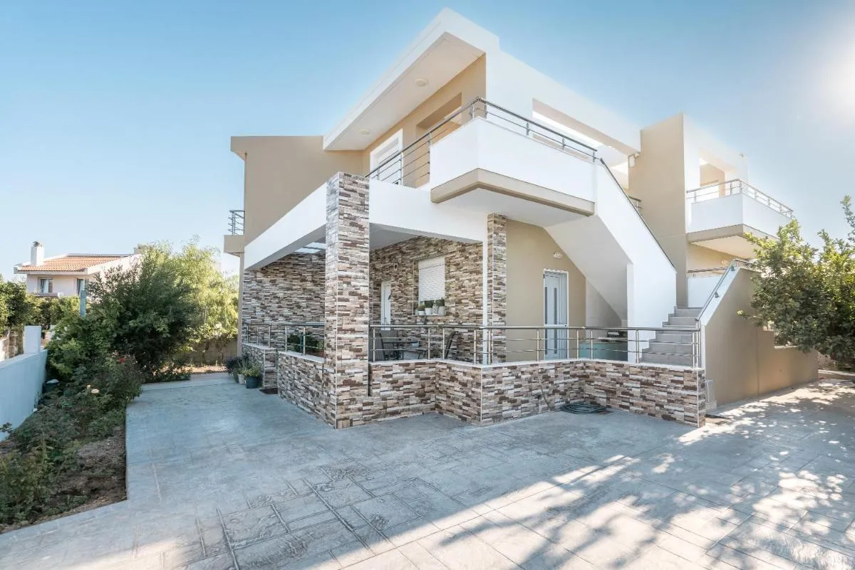 Image 5 of Velvet Apartments