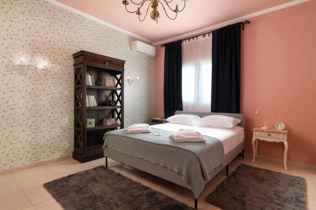 Image 1 of Villa – 1st Floor