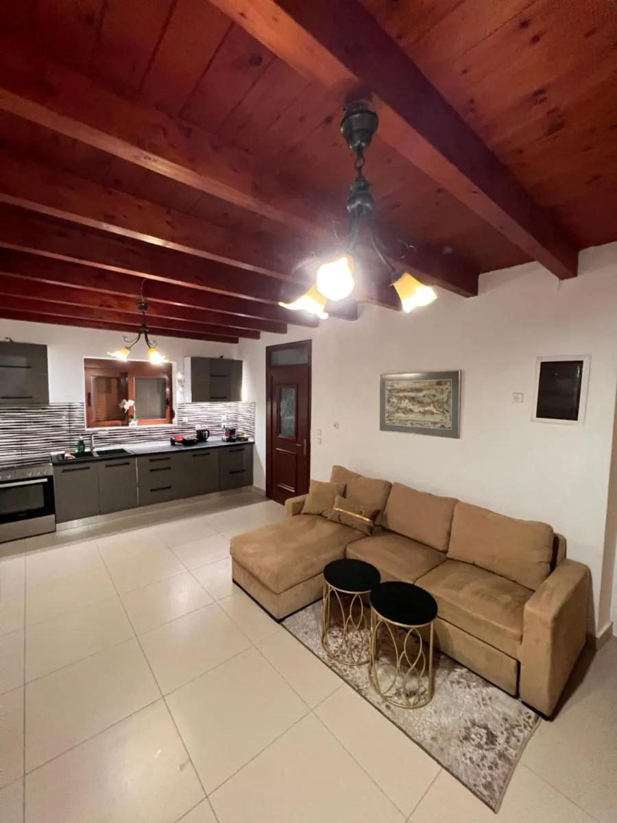 Image 1 of Villa Kanamat