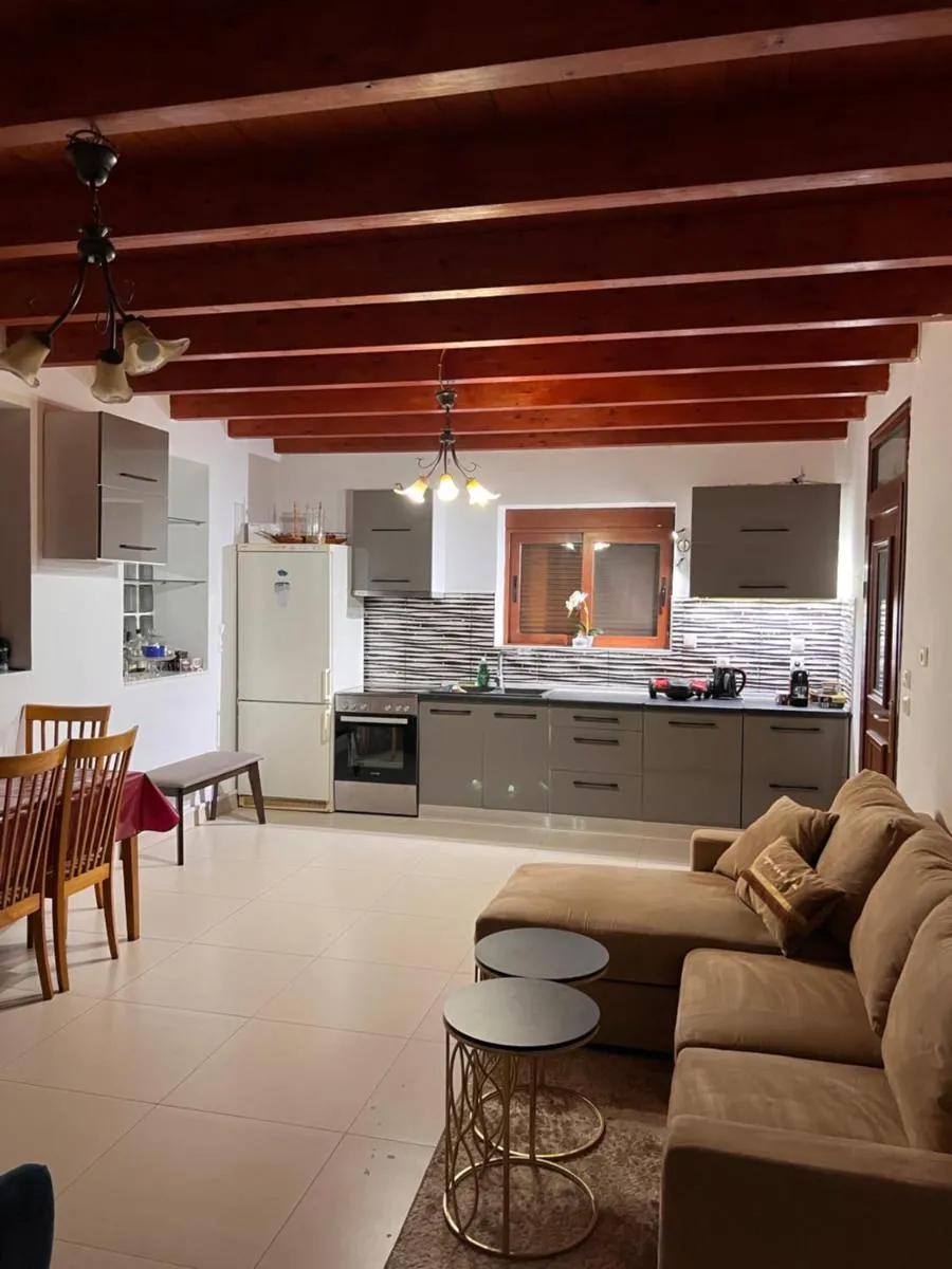 Image 3 of Villa Kanamat