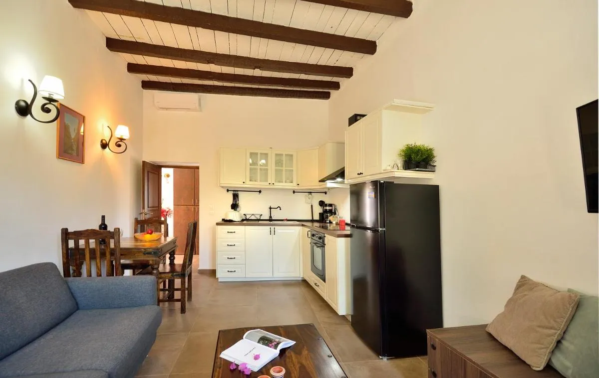 Image 3 of Villa Leon – Private courtyard serenity
