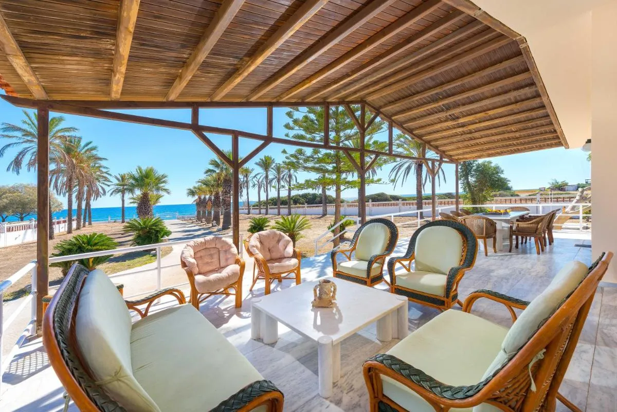 Image 4 of Villa Maria Beachfront Residence