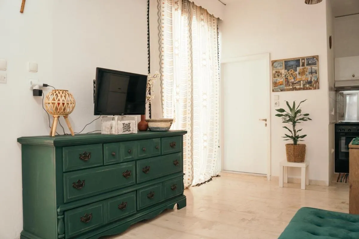 Image 4 of Villager’s Art Apartment