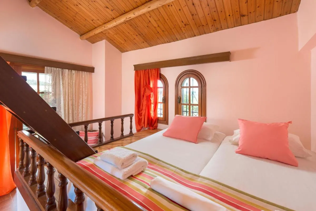 Image 4 of Villas Marianna