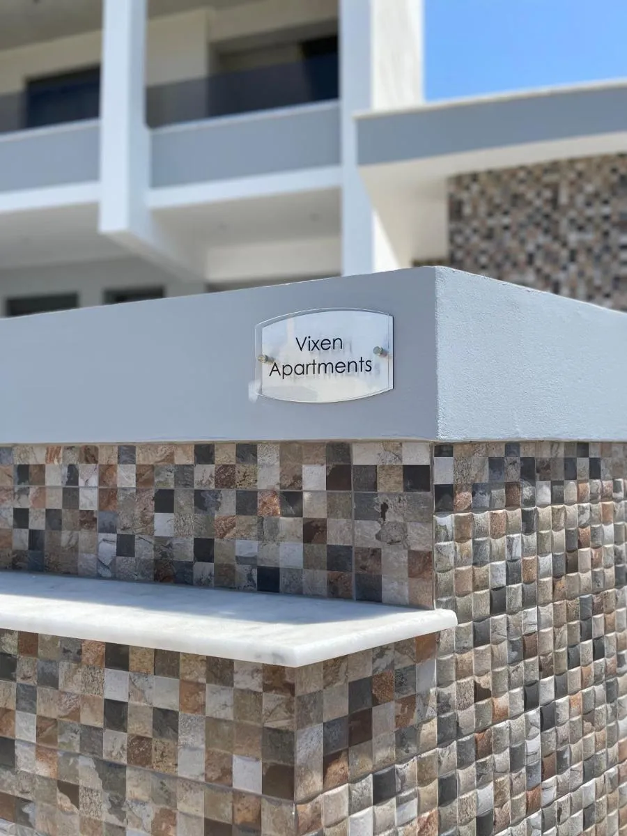 Image 3 of Vixen Apartment