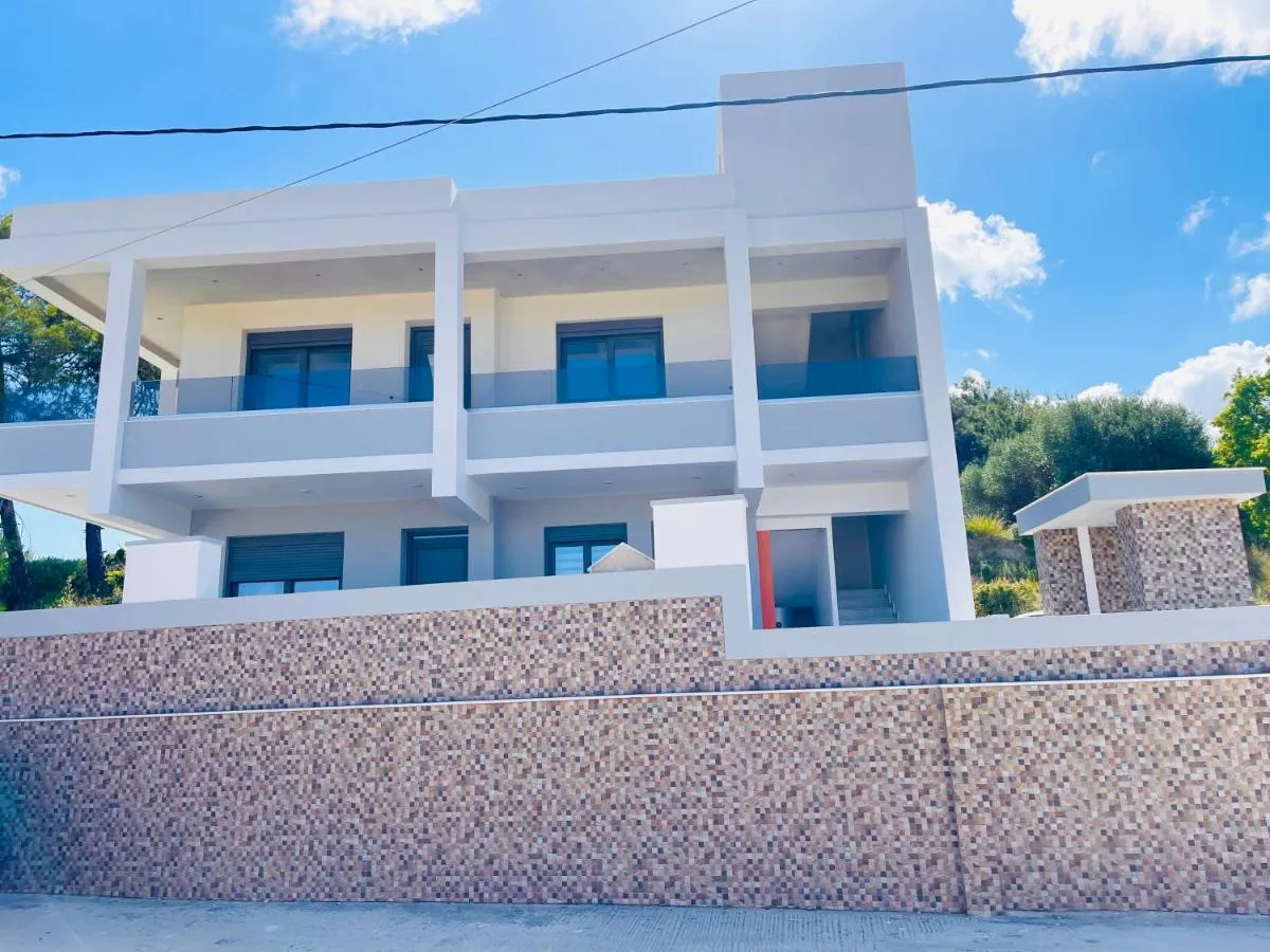 Image 1 of Vixen Apartment
