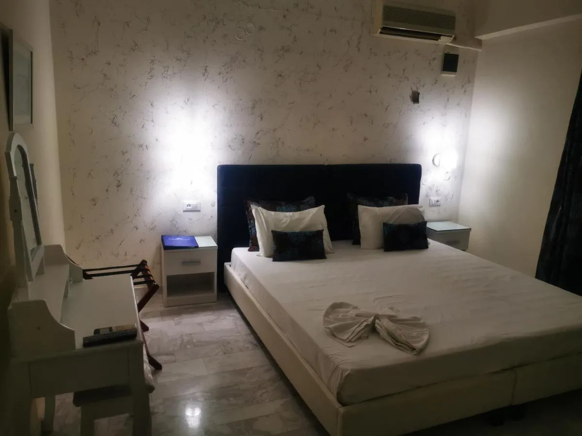 Image 2 of Vlycha Beach Apartments