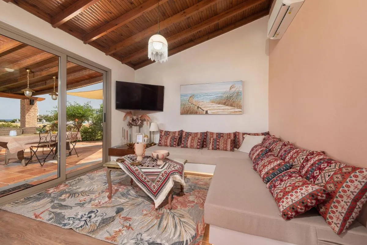 Image 4 of Aelia Sea View Bungalow