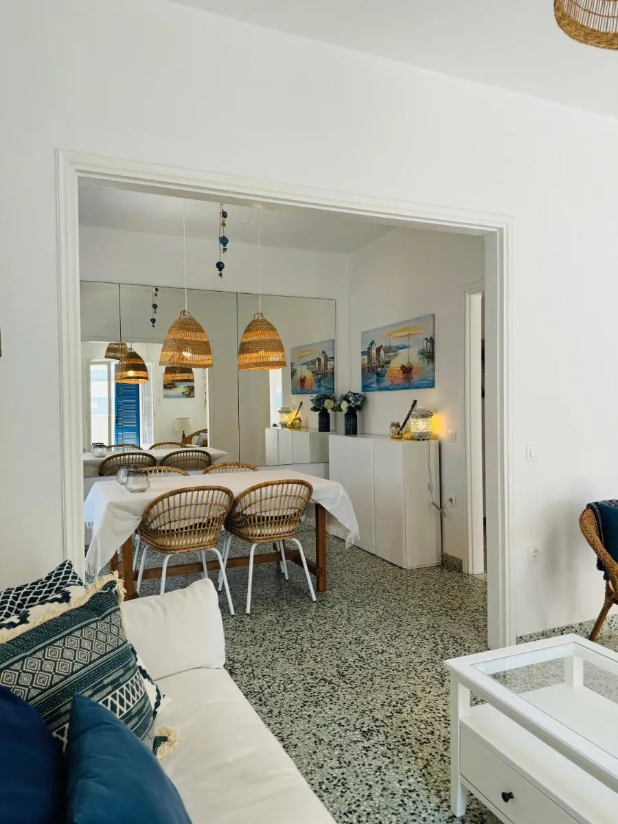 Image 6 of Aelios City House