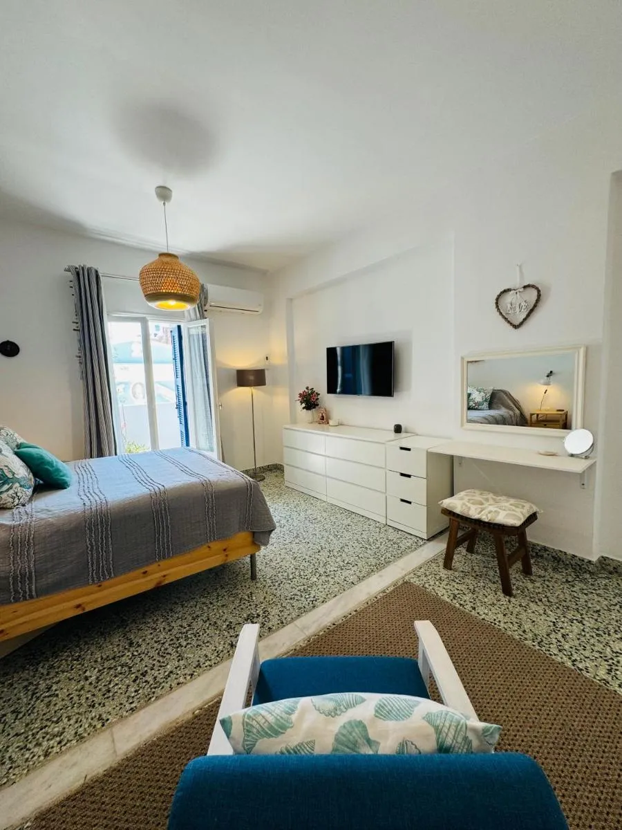 Image 4 of Aelios City House