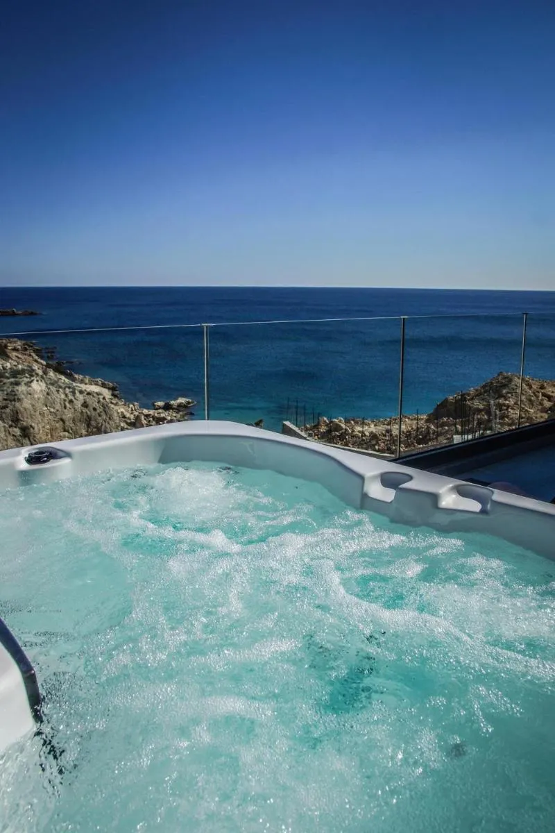 Image 3 of Aquamarine Luxury Suites