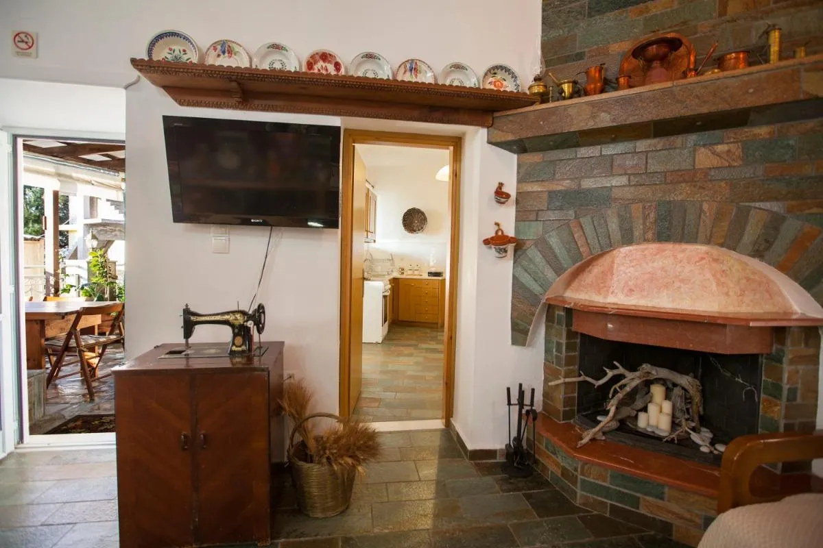 Image 4 of Arch Villa