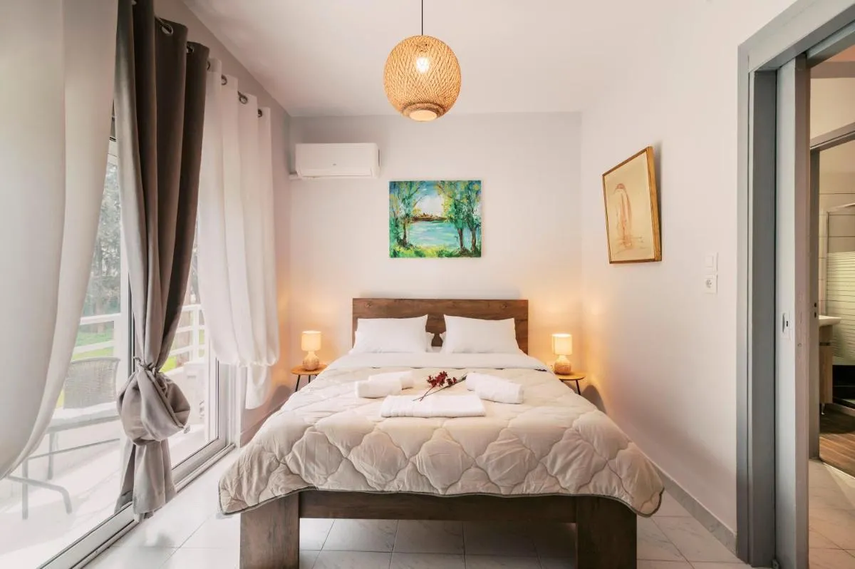 Image 6 of Ariadni Suite 2