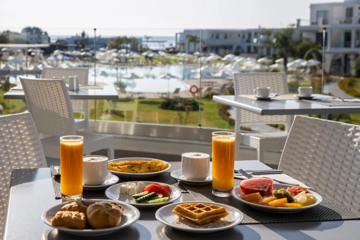 Image 4 of Asterias Beach Resort