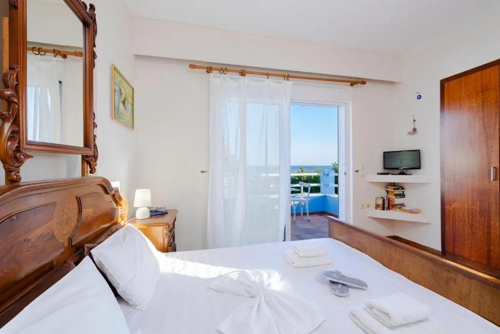 Image of Beachfront Studio Socrates