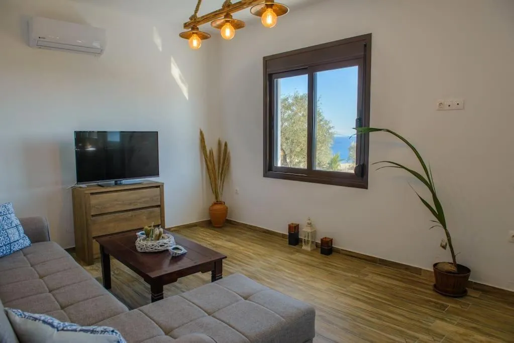 Image 4 of Blue Bay Villas , First Floor