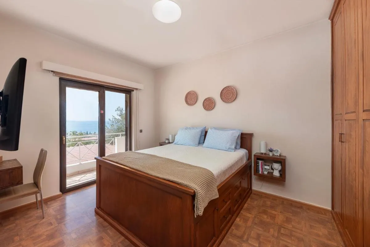 Image 6 of Blue Vision Luxury House
