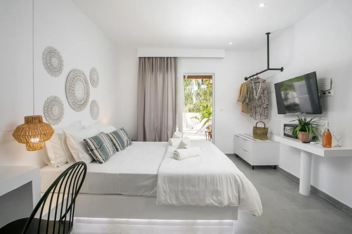 Image 1 of Calma Luxury Studios & Suites