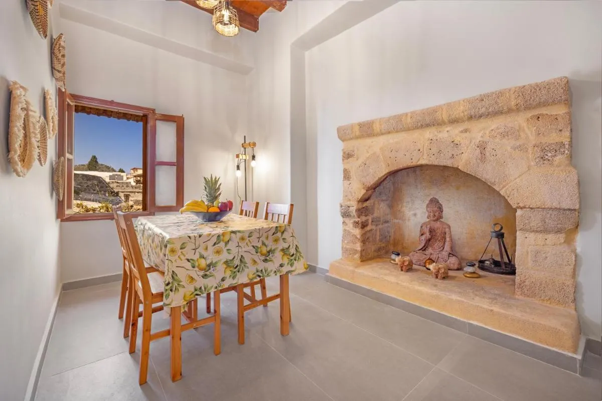 Image 2 of Casa Della vita Loft ,Rhodes Old town