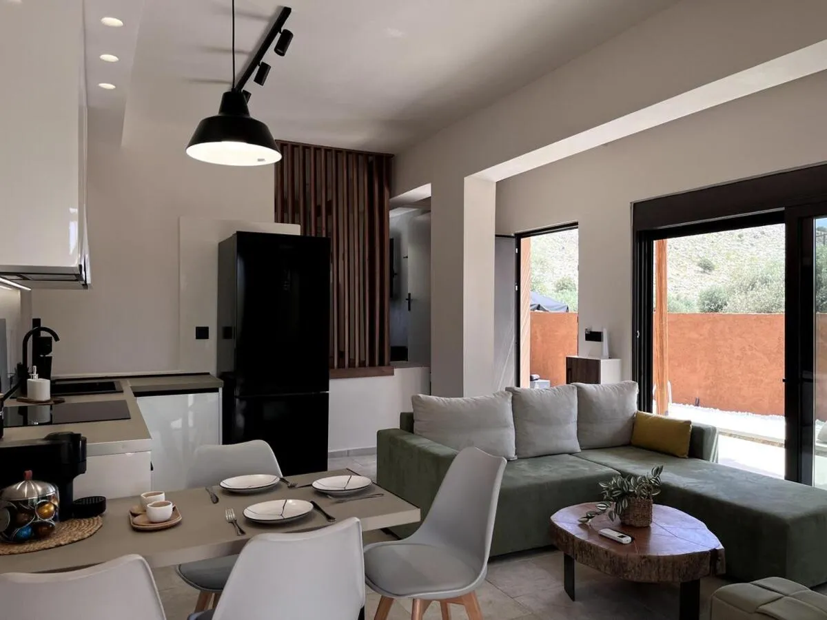 Image 4 of Casa Napais Earth Retreat