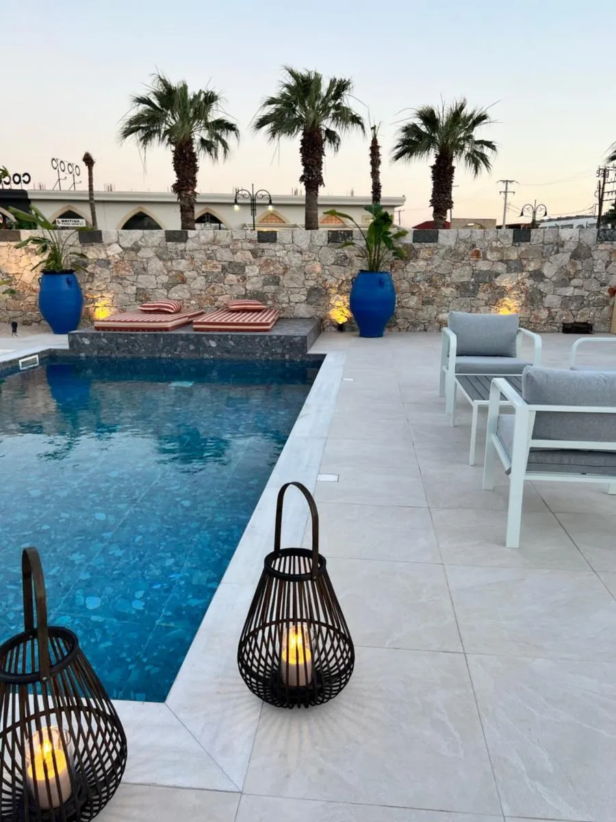 Image 3 of Cora May Central Villa with private pool 200m to the beach