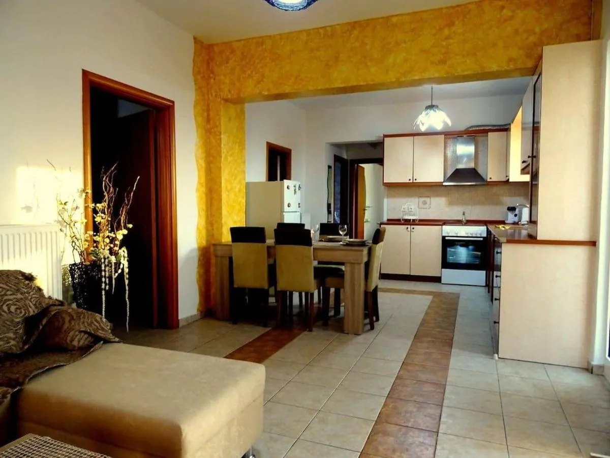 Image 3 of Cozy apartment in Paradisi