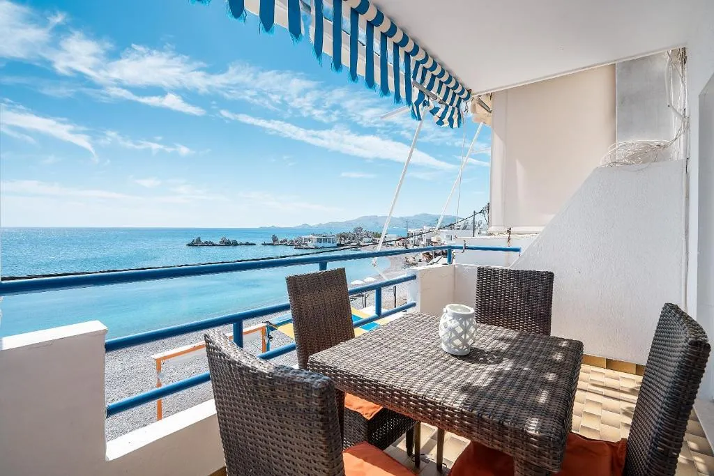 Image of Dorothy’s Seaview Apartment