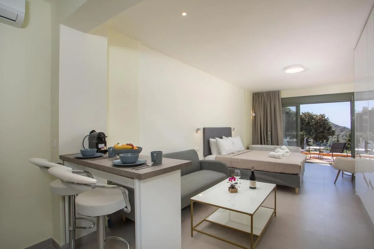 Image 3 of Eden’s Azalea Luxury Suite