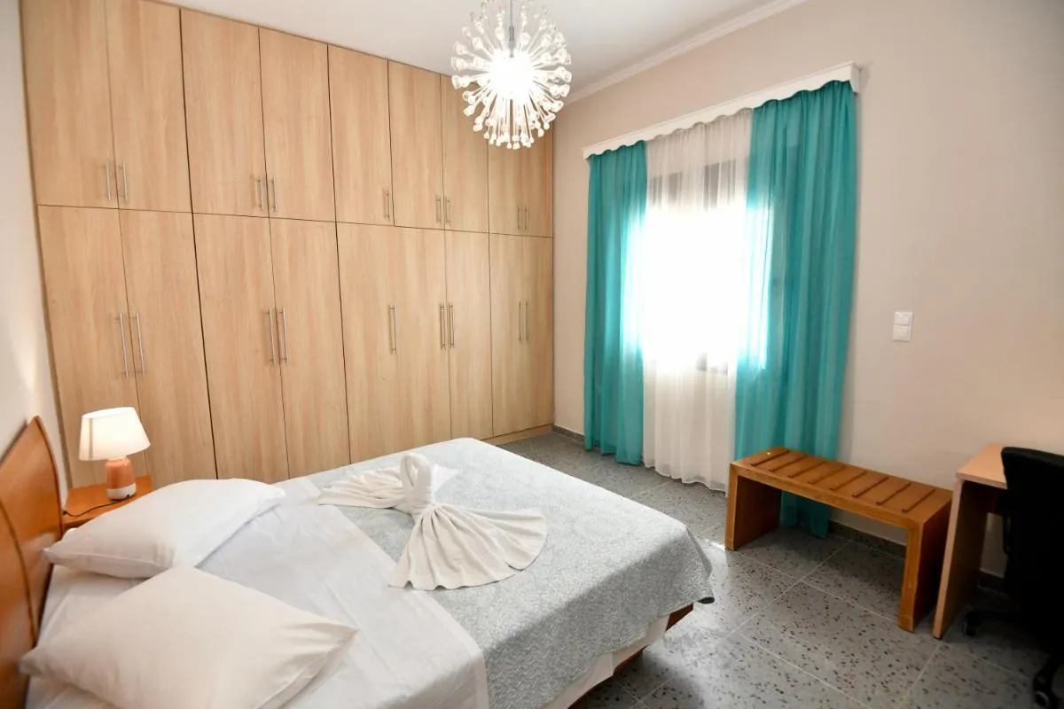 Image 6 of Elli’s Private House