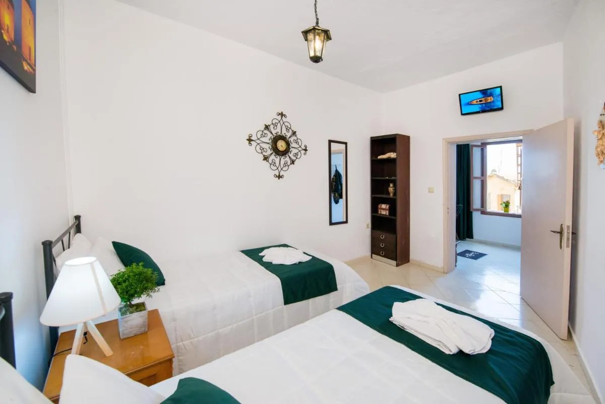 Image 6 of Emerald Dream House